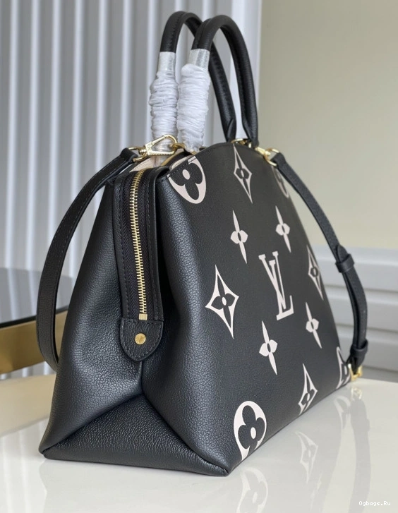 LOUIS PALAIS GRAND VUITTON 0309